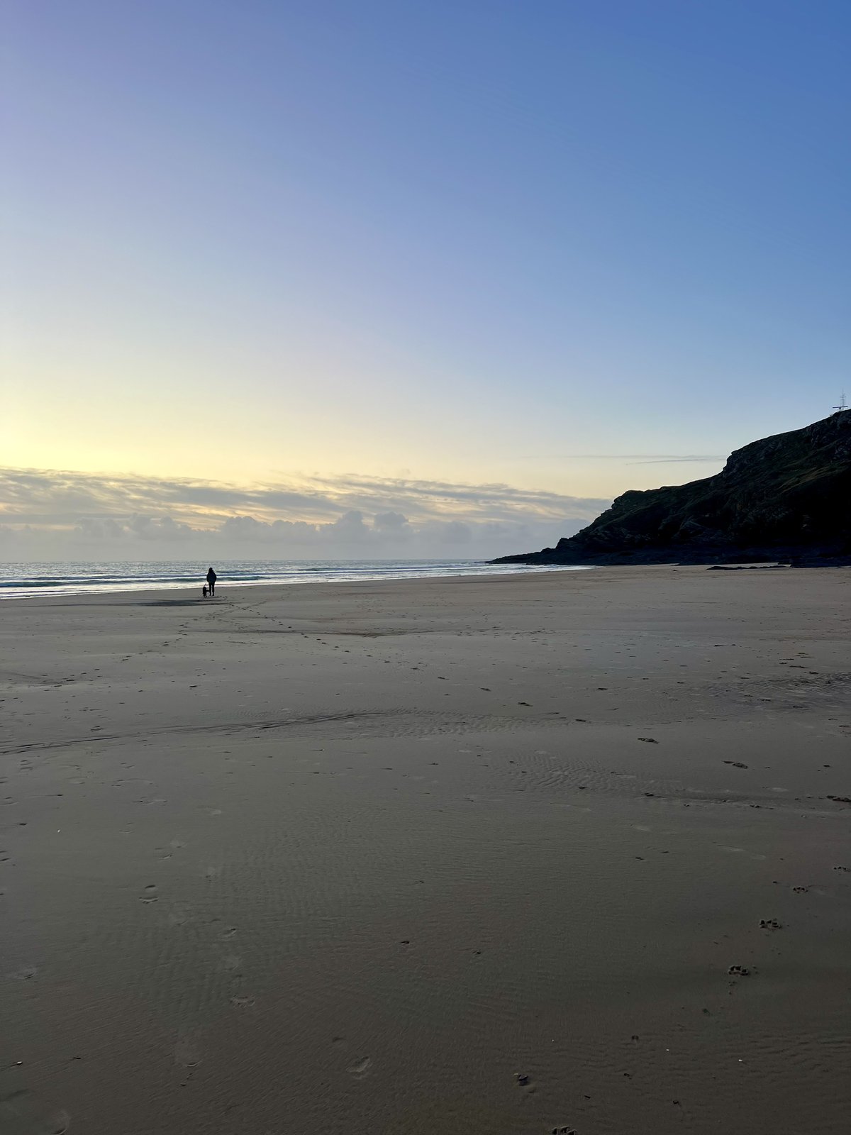 Plage déserte de Carteret au matin